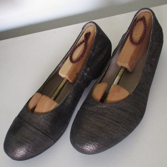Dansko Lisanne Womens Bronze Metallic Leather Ballet Flat - Size 39 EU - Picture 4 of 7